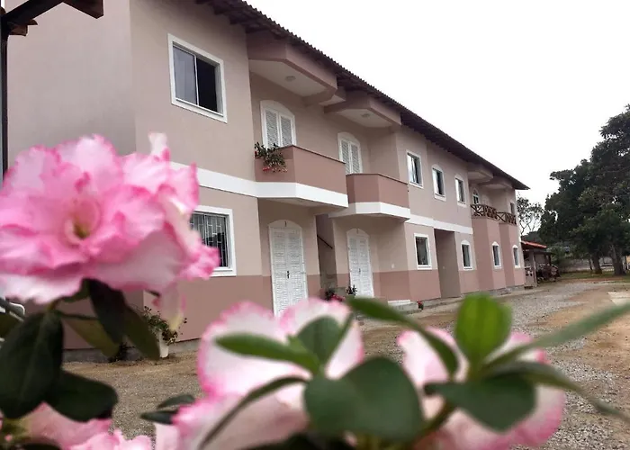Apartamentos Ponta Das Canas
